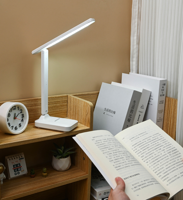 LED dokunmatik lambalar Yatak yatağı USB pil taşınabilir okuma masası lambaları oturma odası için