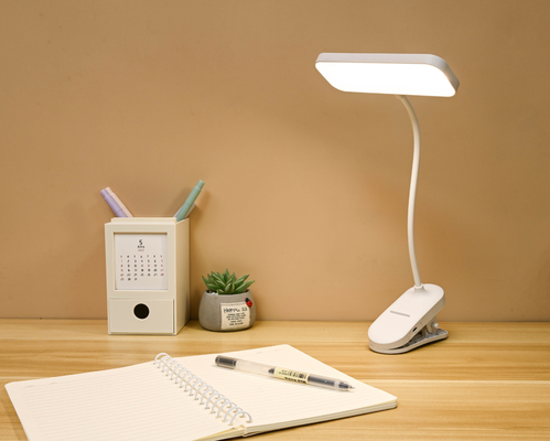 5 watt modern lamba ayarlanabilir kollu masa lambası FCC sertifikalı 5W güç yatak odası masa lambası