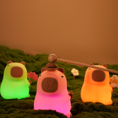 Komik Karikatür Capybara Gece Işığı Musluk Kontrolü 1200mAh Şarj edilebilir Uyku Gece Işığı 7 değişken renk ile