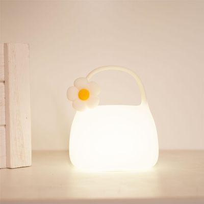 Modern Tatlı Taşınabilir Lamba Yatak Odası için Sıcak Beyaz LED Masa Lampası USB Şarj edilebilir Silikon Malzemesi