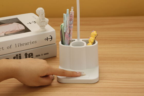 USB Şarjlı Modern LED Masa Lambası 3 Esnek Kalemlik Telefon Tutucu Kademesiz Kısılabilir Yatak Odası Çalışma Odası Okuma Odası için