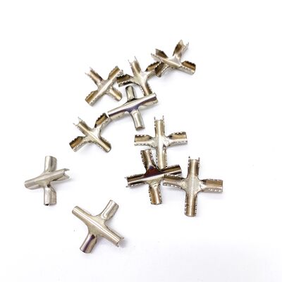 Suitable For Indoor And Outdoor Grilling Invisible Grill Accessories  Clip Crossing