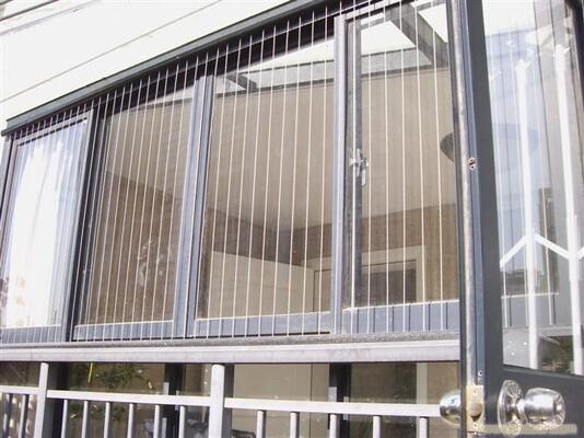 Alüminyum Boyutu 6m Set Sabit Görünmez Kısayol Tel Kalınlığı 2.0mm Pencere Balkonları ve Kapılar için Güçlü Koruyucu Ağı