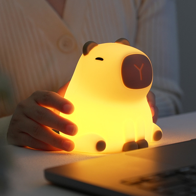 Yeni Tatlı Kapyara Silikon Gece Işığı USB Şarj edilebilir Led Pat Lamba Zamanlama Karanlık Dekoratif Masa Uyku Gece Lampu